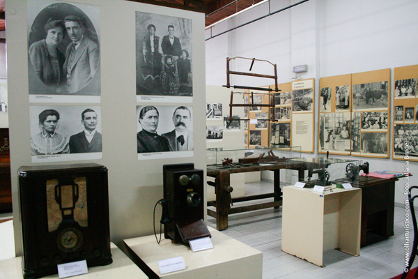 Museu Municipal, com grande acervo histórico sobre a forte imigração italiana na região.