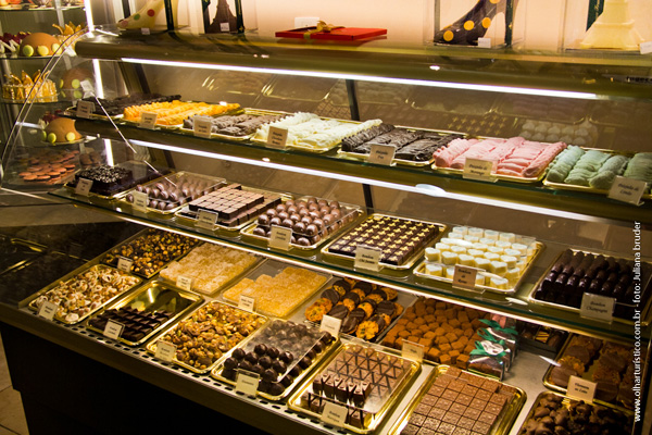 36-Balcao-de-chocolate