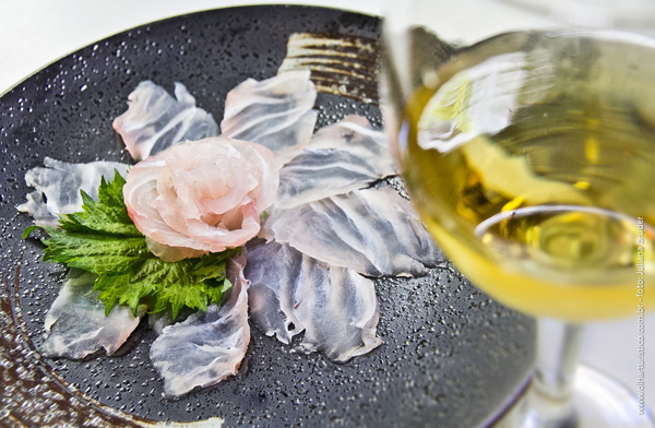 Sushi-Kyio---Ussuzukuri-de-robalo