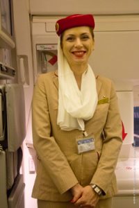 abre-Tripulação-bonita-e-elegante-da-Emirates