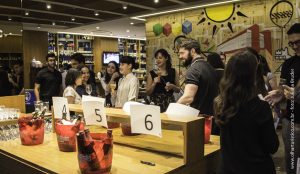 fãs de cerveja na degustação do radisson