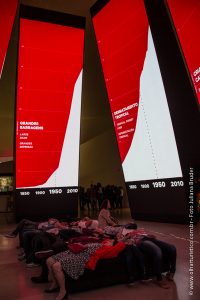 grandes-telas-para-assistir-deitado