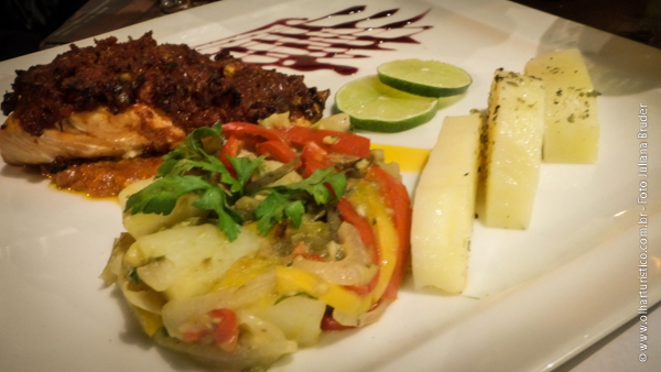 frango com molho Les 3 Brasseurs