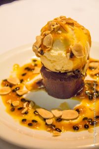restaurante Antigas - Ganache com Maracujá e Amêndoas