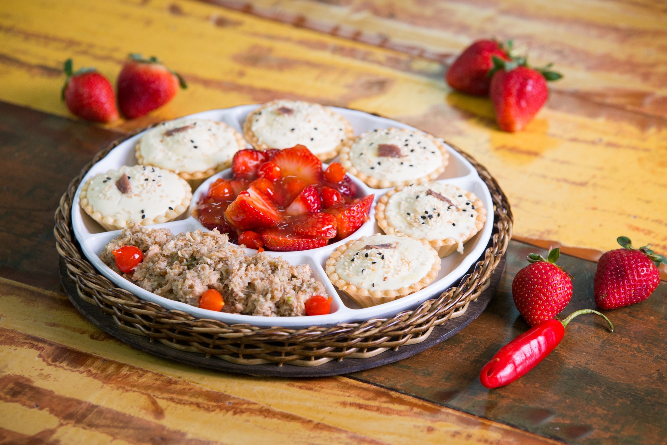 famoso_bar_do_justo_cestinha_de_tortinha_de_salmao