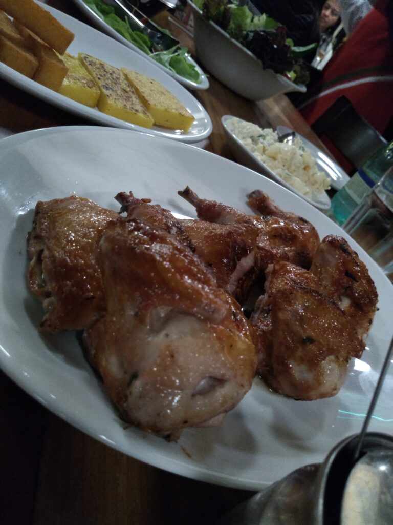 Sequência de galetoa e seus acompanhamentos