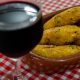 Harmonização perfeita, Bolinhos de Bacalhau sequinhos e Vinho Tinto Seco Português